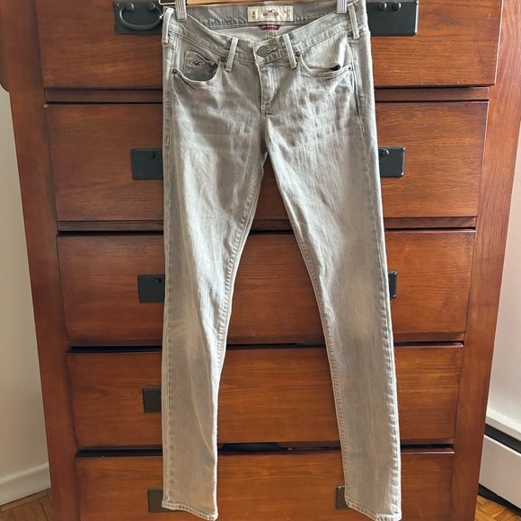 Hollister Social Stretch Denim Jeans Size 1 (1R) - Picture 3 of 10